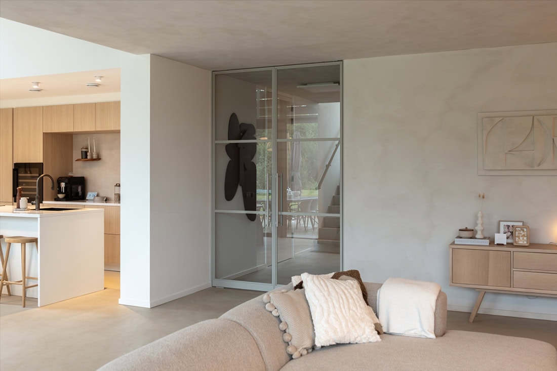 Aluminium binnendeuren op maat van Aluwdoors