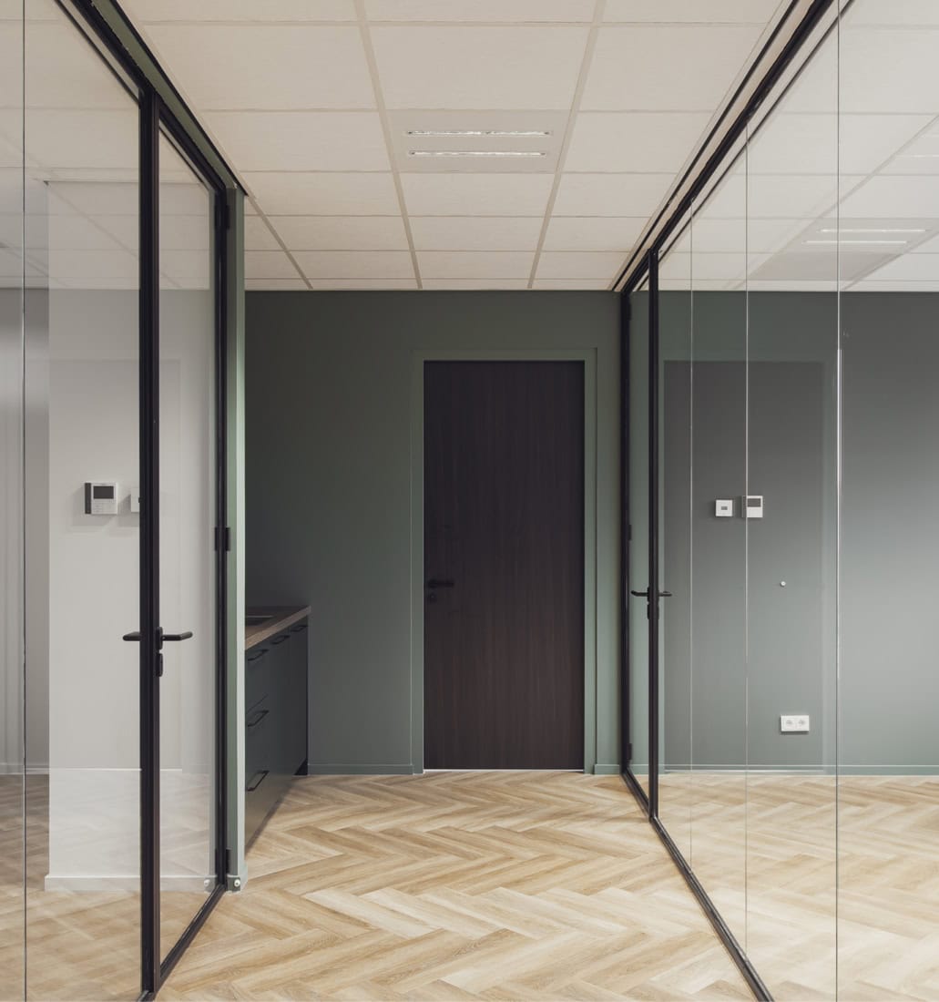 glazen kantoorwanden