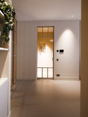 Single pivot door with cross-division