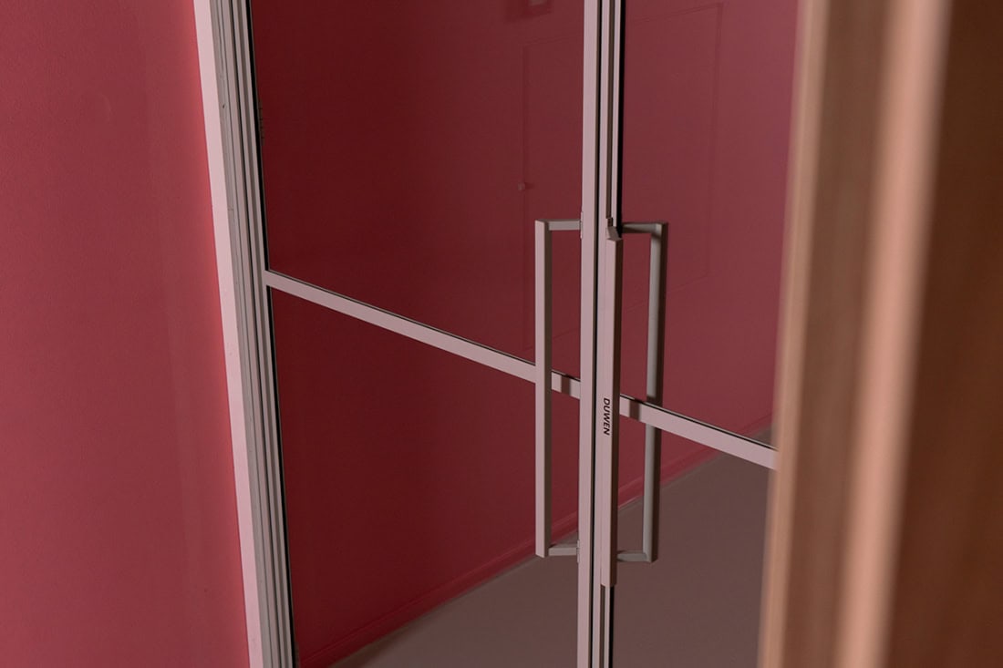 De platte roede van Aluwdoors