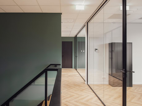 Customised aluminium office partitions from Aluwdoors